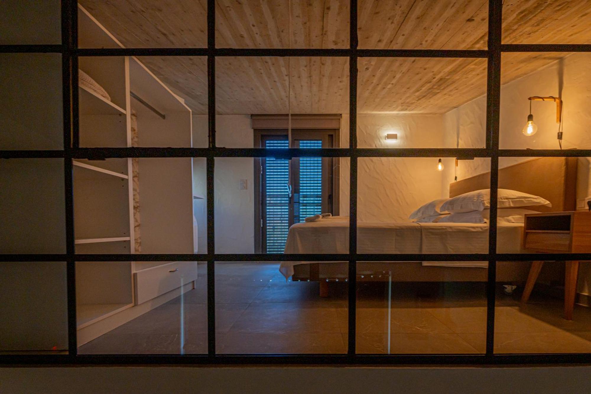 Irissa Suites Paralia Irion Zimmer foto